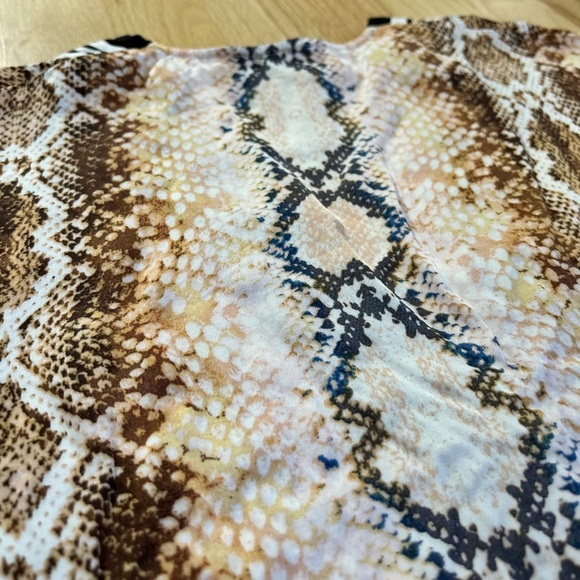 MAJE lomil snake print dolman sleeve blouse button front size S - Picture 13 of 15